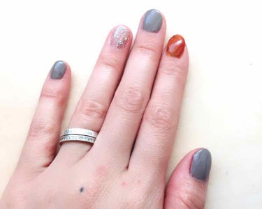 
セルフネイル💅★*

THE 適当。THE 自己満。
ネイルはセルフポリッシュ派です💓
ジェルだけは自信なーい(´･-･｀)
サロンはお金かかるしチビおるから
行く時間ないし行きたいとも思わない🤣

