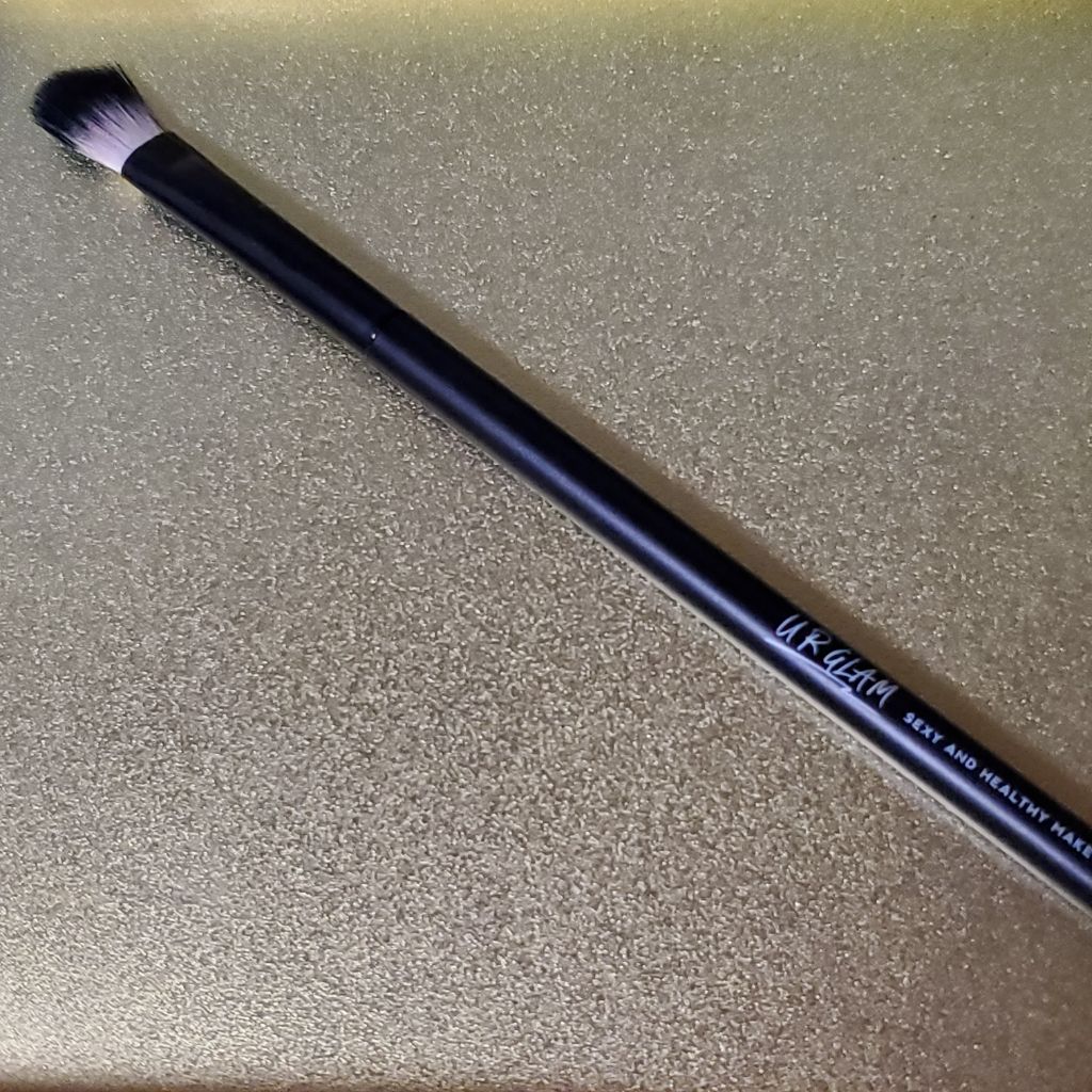 UR GLAM EYESHADOW BRUSH A/U R GLAM/メイクブラシを使ったクチコミ(1枚目)