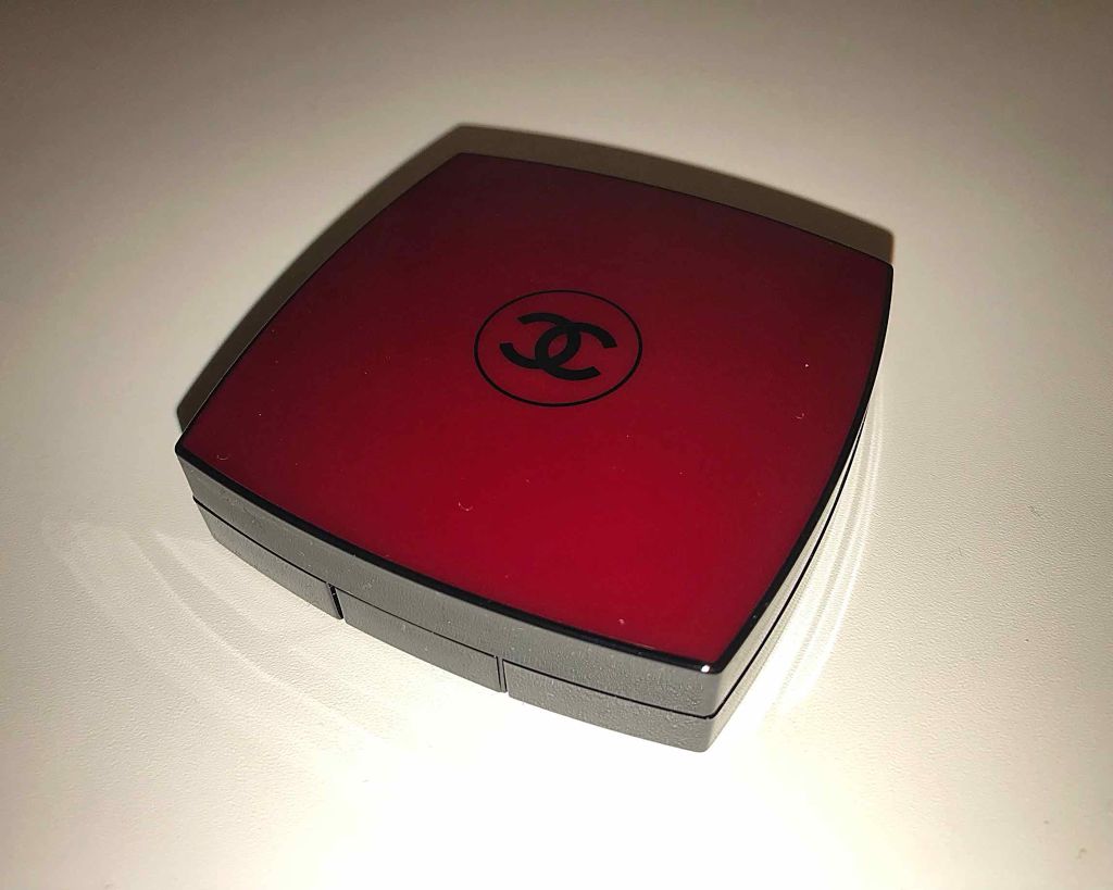 ル リオン ドゥ シャネル/CHANEL/プレストパウダーを使ったクチコミ（3枚目）