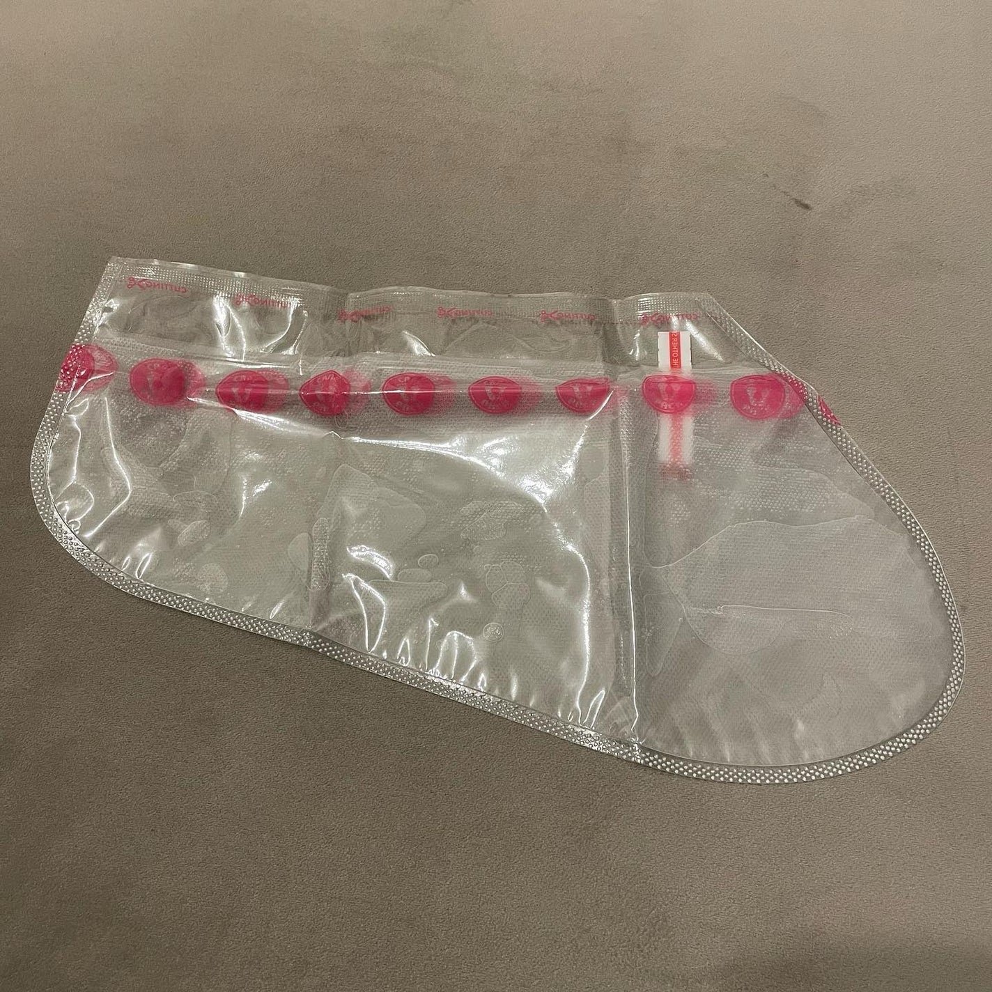 あしやすめ 足裏角質ケアパック/鎌倉ライフ/レッグ・フットケアを使ったクチコミ(7枚目)