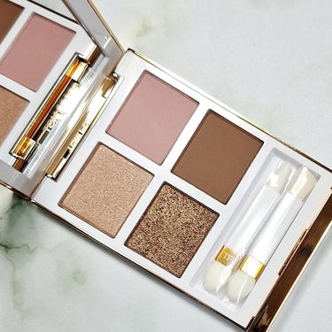 TOM FORD BEAUTY ソレイユ ドゥ フ アイ カラー クォードのクチコミ「2023年、TOM FORDの夏コスメ🌻
 
 
7月14日限定発売💖
 
 
ソレイユ サマ.....」（2枚目）