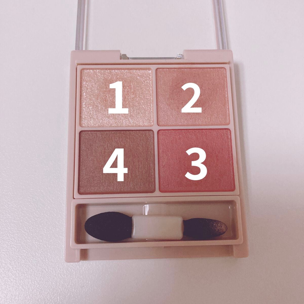 シルキースフレアイズ(マットタイプ)/キャンメイク/アイシャドウパレットを使ったクチコミ(2枚目)