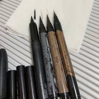 3CE EASY PEN EYE LINER BLACK/3CE/リキッドアイライナーを使ったクチコミ（2枚目）