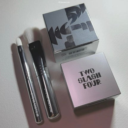 ストロビングフェイスキューブ/TWO SLASH FOUR/ハイライトを使ったクチコミ(4枚目)