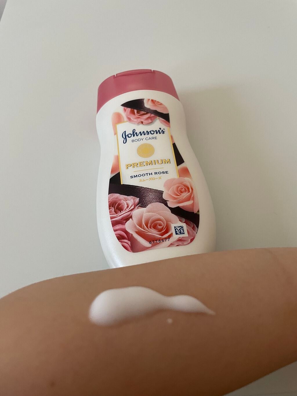 プレミアム ローション スムーズローズ/ジョンソンボディケア/ボディローションを使ったクチコミ(4枚目)
