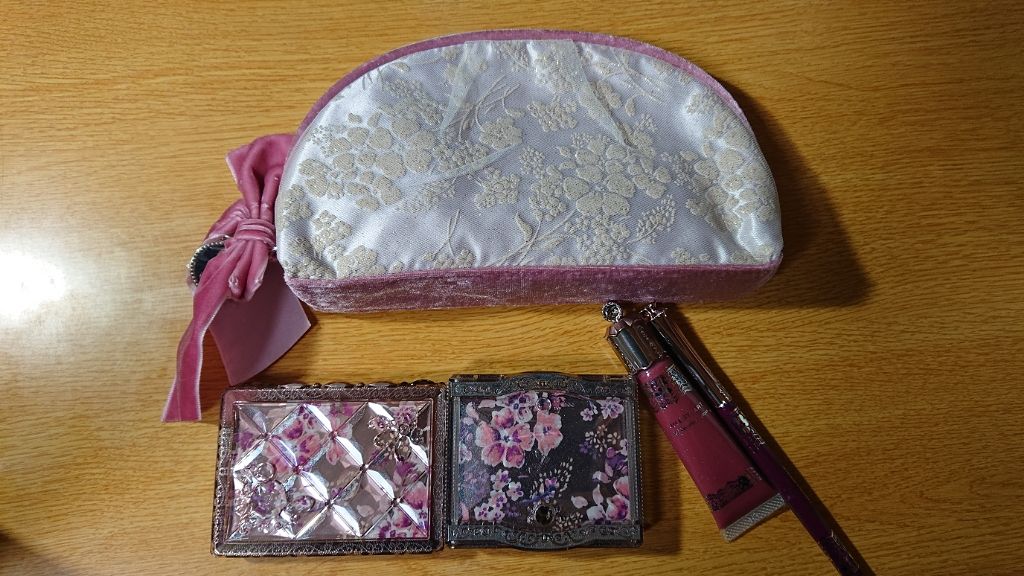 ロイヤル&アーバンプリンセス コレクション/JILL STUART/メイクアップキットを使ったクチコミ(1枚目)