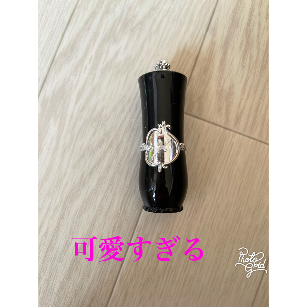 

　一目惚れして買いました❣️ 
　ブランド: Eldori メイクアップ❣️

　新しい明るい花クリスタル口紅マジック温度変化色フルーツリップバーム防水リップメイク

　唇にのせて塗る時　スルスルーと溶けていくような塗りごごち💕

　