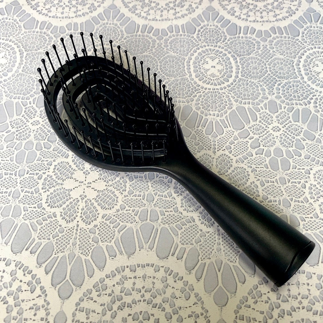 乾きやすいブローブラシ/DAISO/ヘアブラシを使ったクチコミ(4枚目)