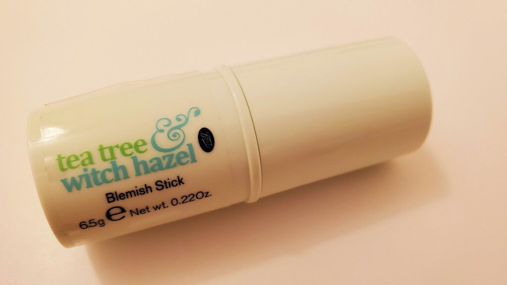 Boots(英国) tea tree witch hazel Blemish Stick