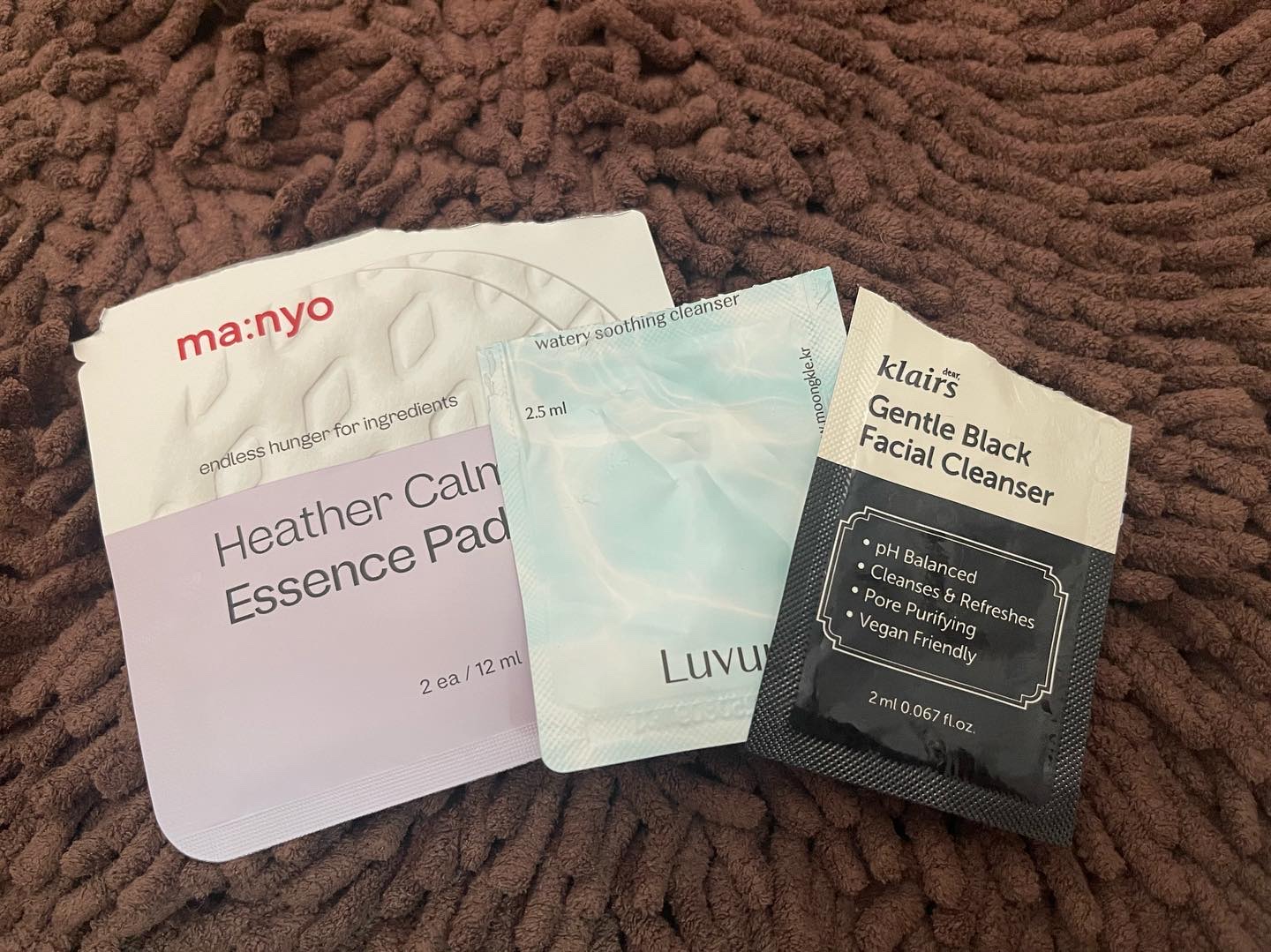 ナチュラルブランヒアルロニックジェルクレンザー/Luvum/クレンジングジェルを使ったクチコミ（1枚目）