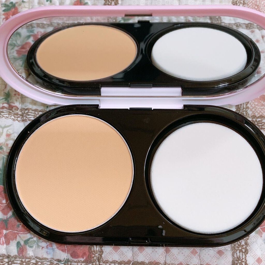 ライトフル C3 ナチュラル シルク パウダーファンデーション/M・A・C/パウダーファンデーションを使ったクチコミ(2枚目)