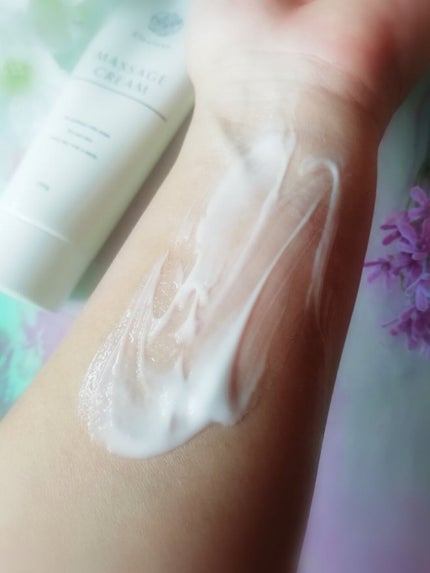 マッサージクリーム /クレアトーン/バスト・ヒップケアを使ったクチコミ(5枚目)