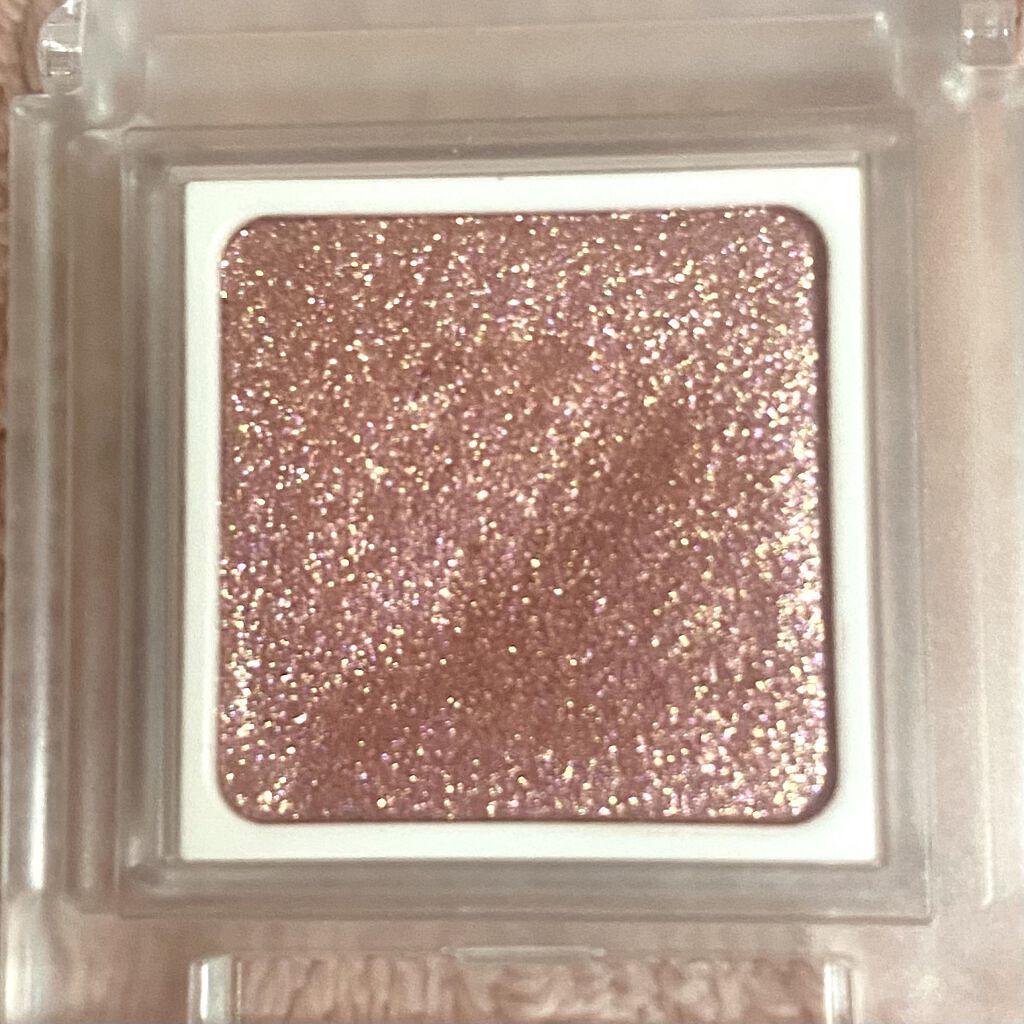 パラドゥ シングルアイシャドウ	 RD01 レッド/パラドゥ/単色アイシャドウを使ったクチコミ（2枚目）