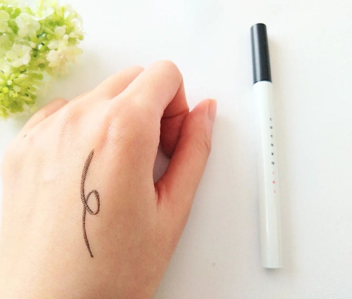 アイデザインライナー/COCOROIKI/リキッドアイライナーを使ったクチコミ(2枚目)