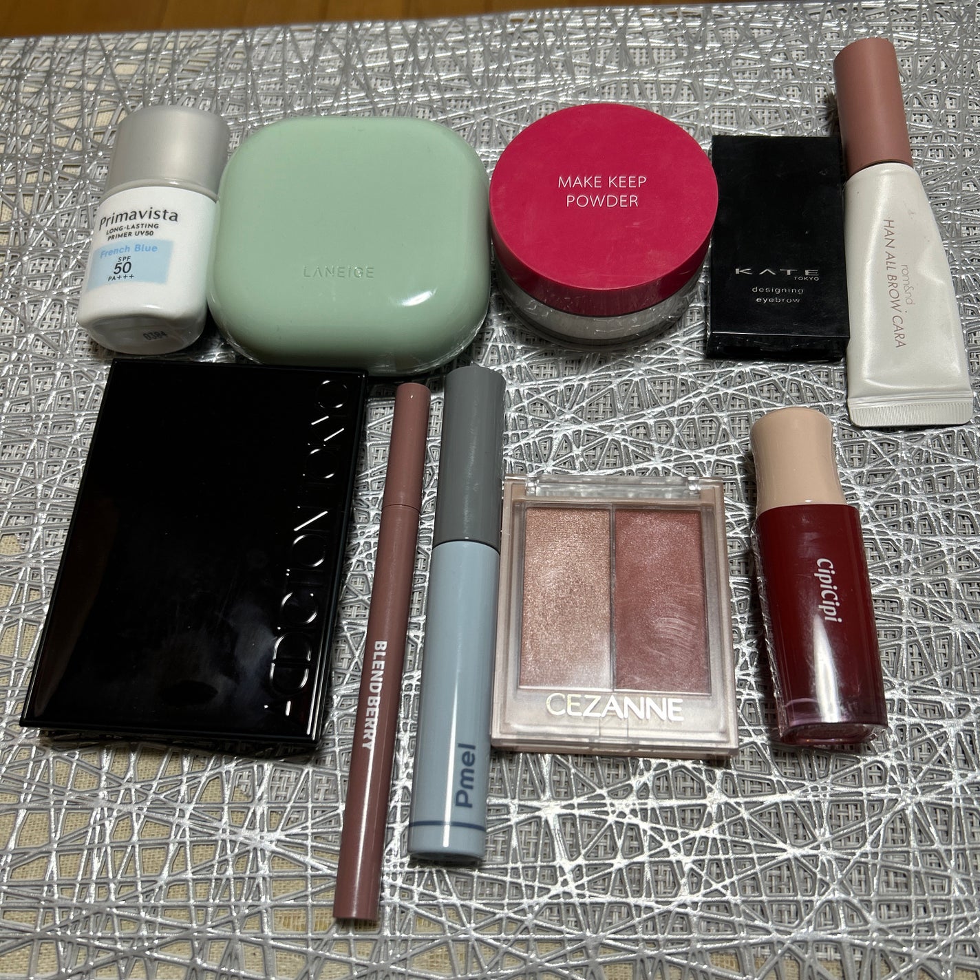 ケイト デザイニングアイブロウ3D/KATE/パウダーアイブロウを使ったクチコミ(1枚目)