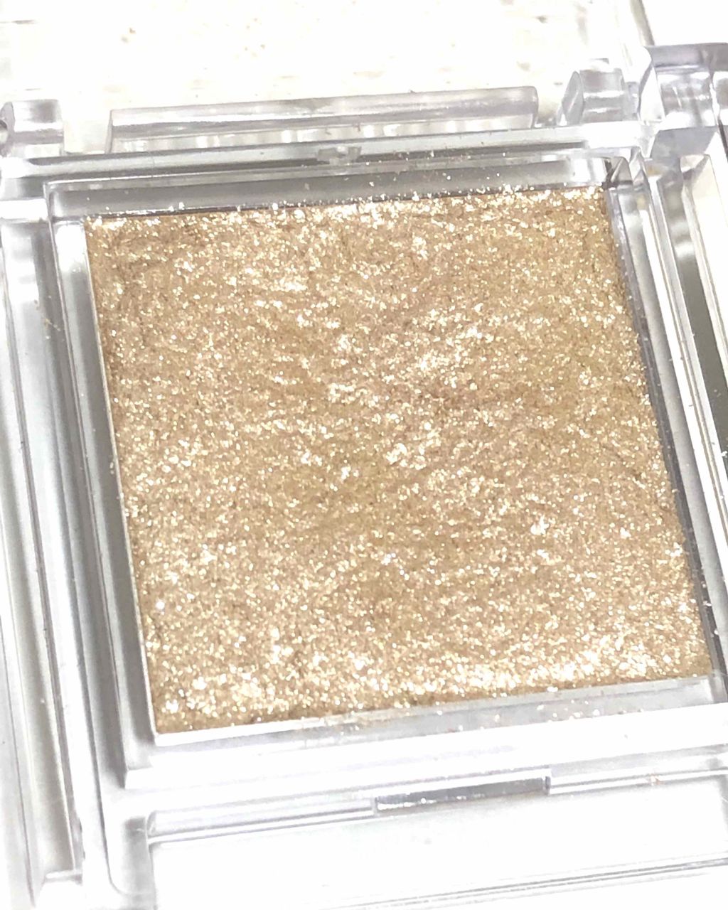 シングルカラーアイシャドウ/CEZANNE/単色アイシャドウを使ったクチコミ(1枚目)