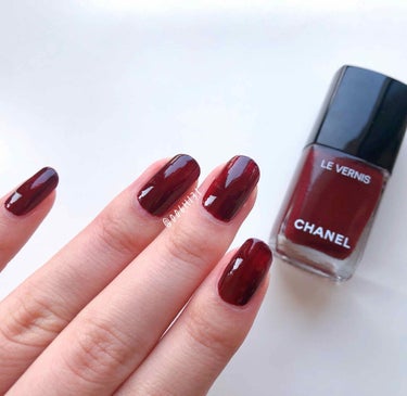 ヴェルニ ロング トゥニュ 765 アンテルディ/CHANEL/マニキュアを使ったクチコミ（2枚目）