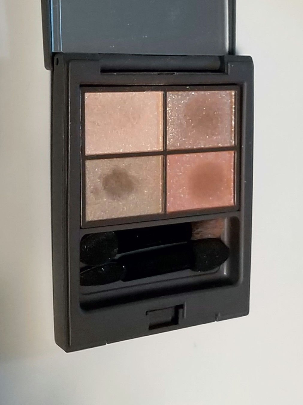 アンノウンアイズ/STEIASUR（ステイアシュール）/アイシャドウパレットを使ったクチコミ（3枚目）