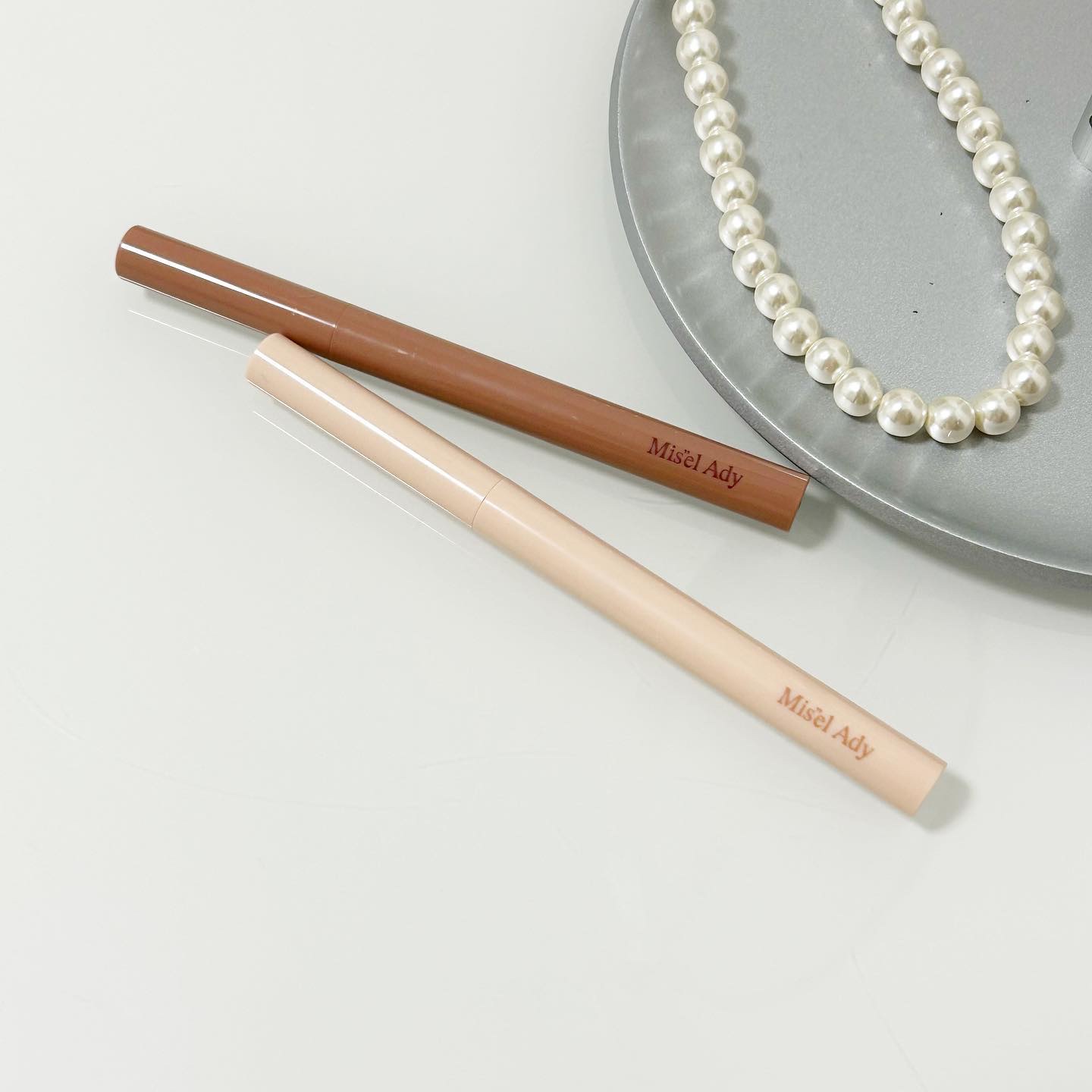 ぷっくりアイカラーペンシル/ミゼルエディ/スティックアイシャドウを使ったクチコミ（1枚目）