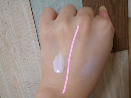 トーンアップUV エッセンス/サンカット®/日焼け止めローションを使ったクチコミ(3枚目)