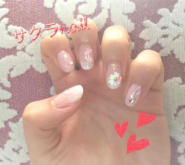 今週のnail✩.*˚

もうすぐ開花なのでさくらネイルにしてみました
ハートのホロを使うと簡単に桜が作れるので、おすすめです‪⸜( •⌄• )⸝‬