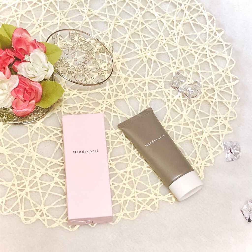 ハンデコルテ/キユートピア/ネック・デコルテケアを使ったクチコミ（1枚目）