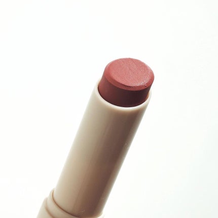 Neker  ベールレイヤーマットリップのクチコミ「#Neker
#ベールレイヤーマットリップ
すっぴんでもナチュラルになじむ
#ブラーマットリ.....」(2枚目)