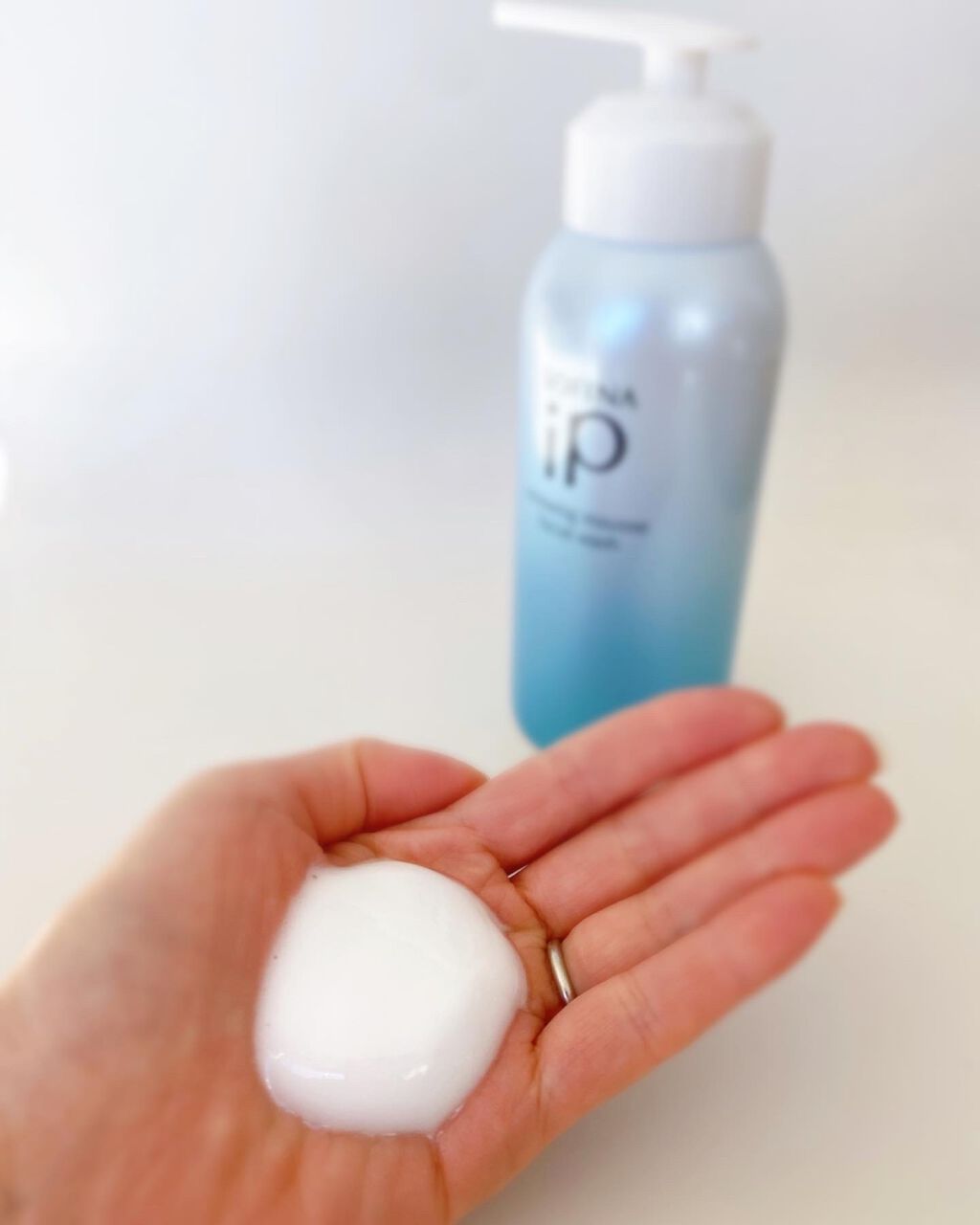 ソフィーナ iP リニュー ムース ウォッシュ/SOFINA iP/泡洗顔を使ったクチコミ（2枚目）