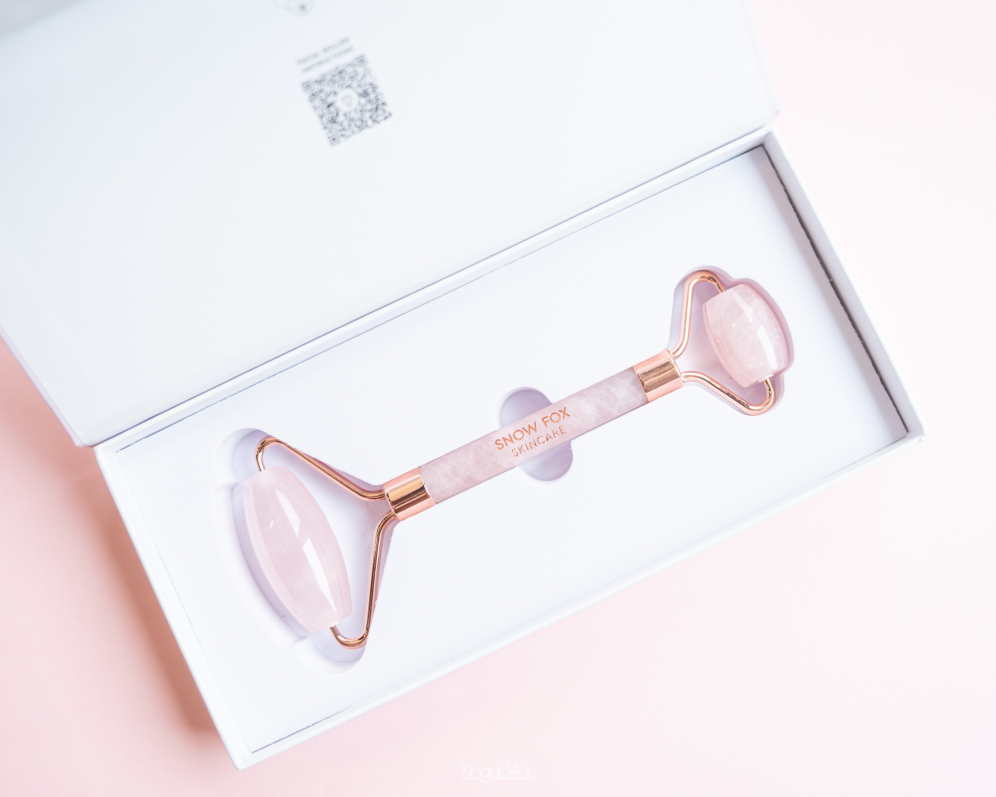 ローズ クォーツ フェイシャル ローラー/SNOW FOX SKINCARE/その他スキンケアグッズを使ったクチコミ（3枚目）