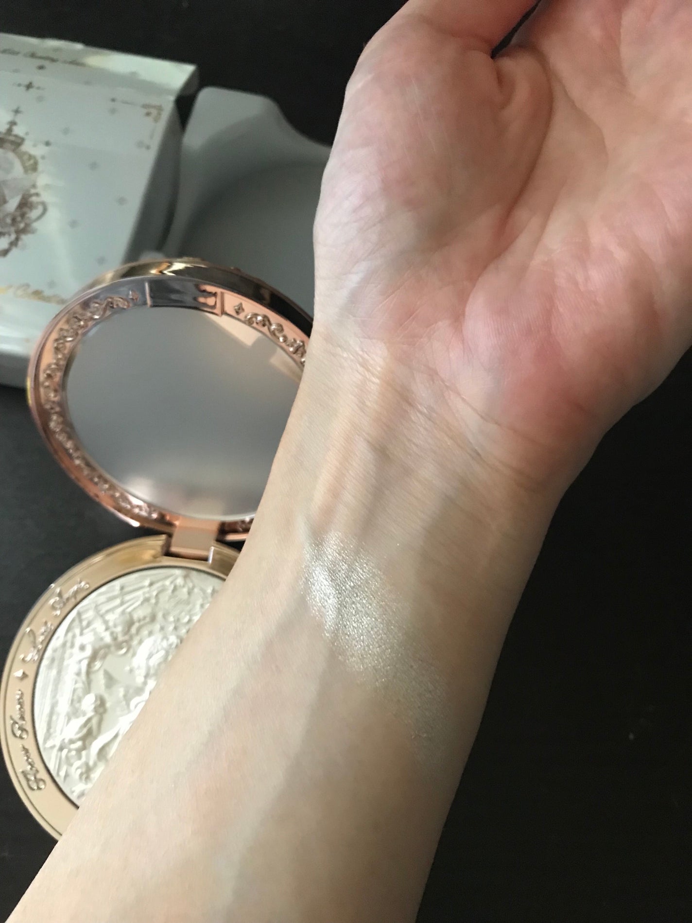 フラワーノーズ リトルエンジェルコレクション ハイライター/FlowerKnows/パウダーハイライトを使ったクチコミ(3枚目)