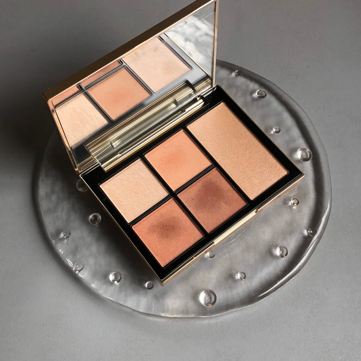 フェイス スタイリスト/SNIDEL BEAUTY/アイシャドウパレットを使ったクチコミ(1枚目)