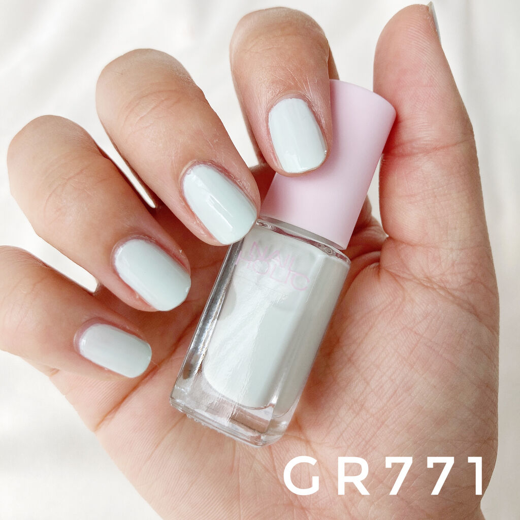 ネイルホリック リミテッドカラー Popping Sugar YE572/ネイルホリック/マニキュアを使ったクチコミ（3枚目）