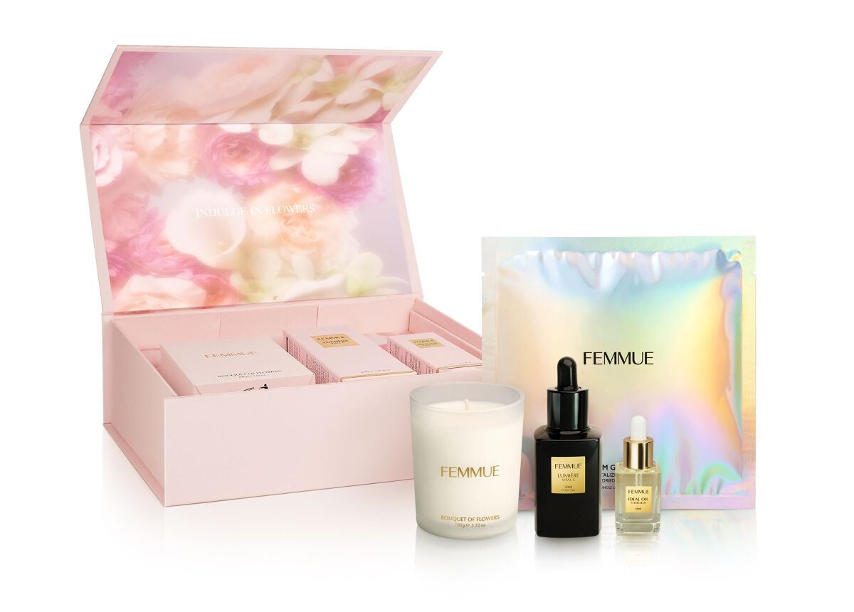 ホリデートリートメントセット 2022 FEMMUE