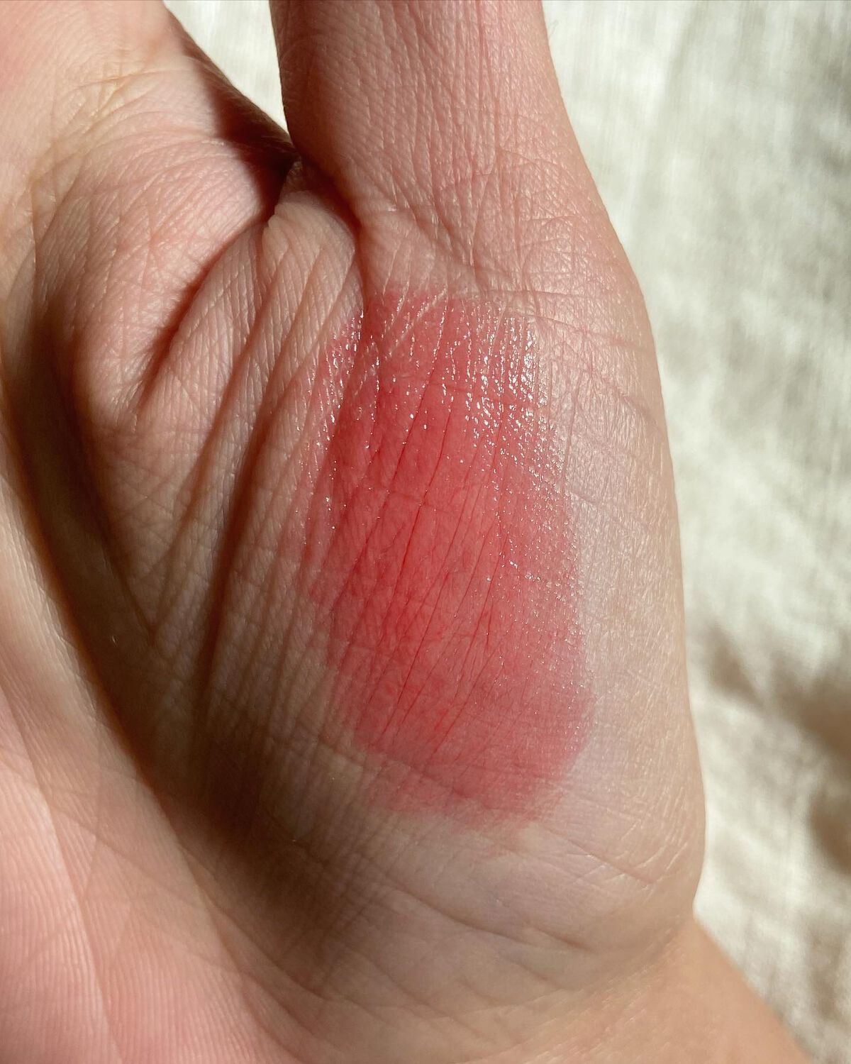 センシュアル ヌードバーム/HERA/リップバームを使ったクチコミ（3枚目）