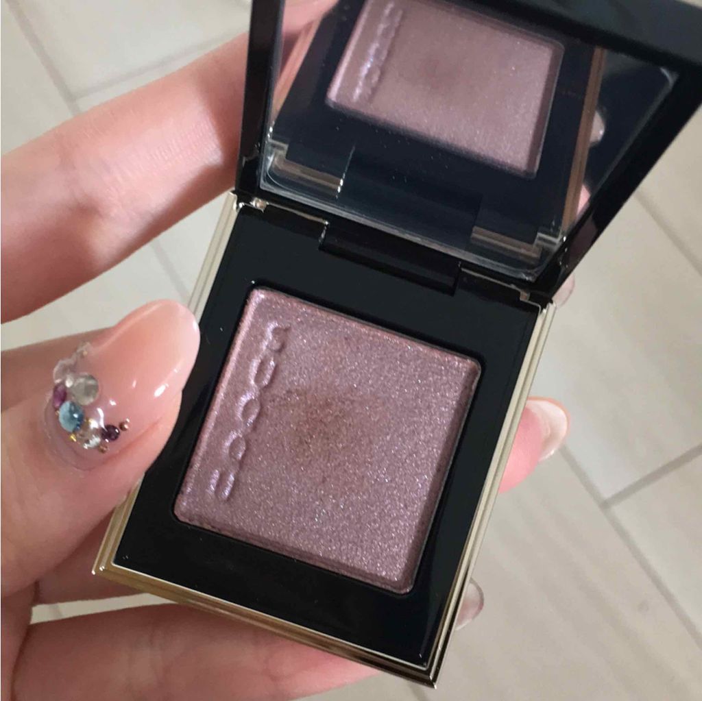 トーン タッチ アイズ/SUQQU/単色アイシャドウを使ったクチコミ（3枚目）