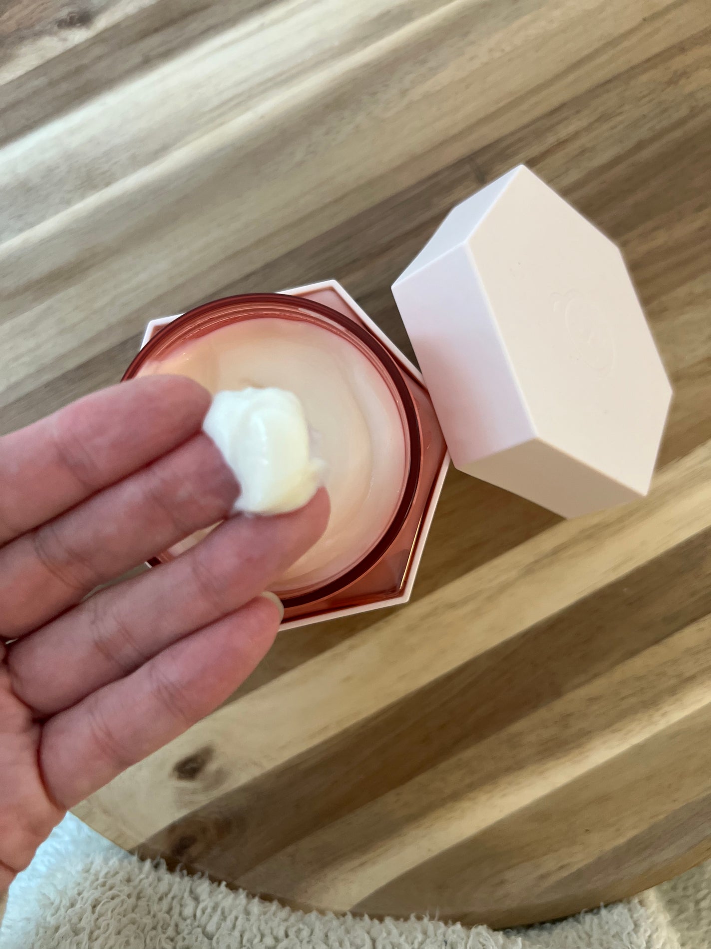 ハニーク エンリッチメント IPエッセンスマスク 集中パック/ハニーク/洗い流すヘアトリートメントを使ったクチコミ(3枚目)