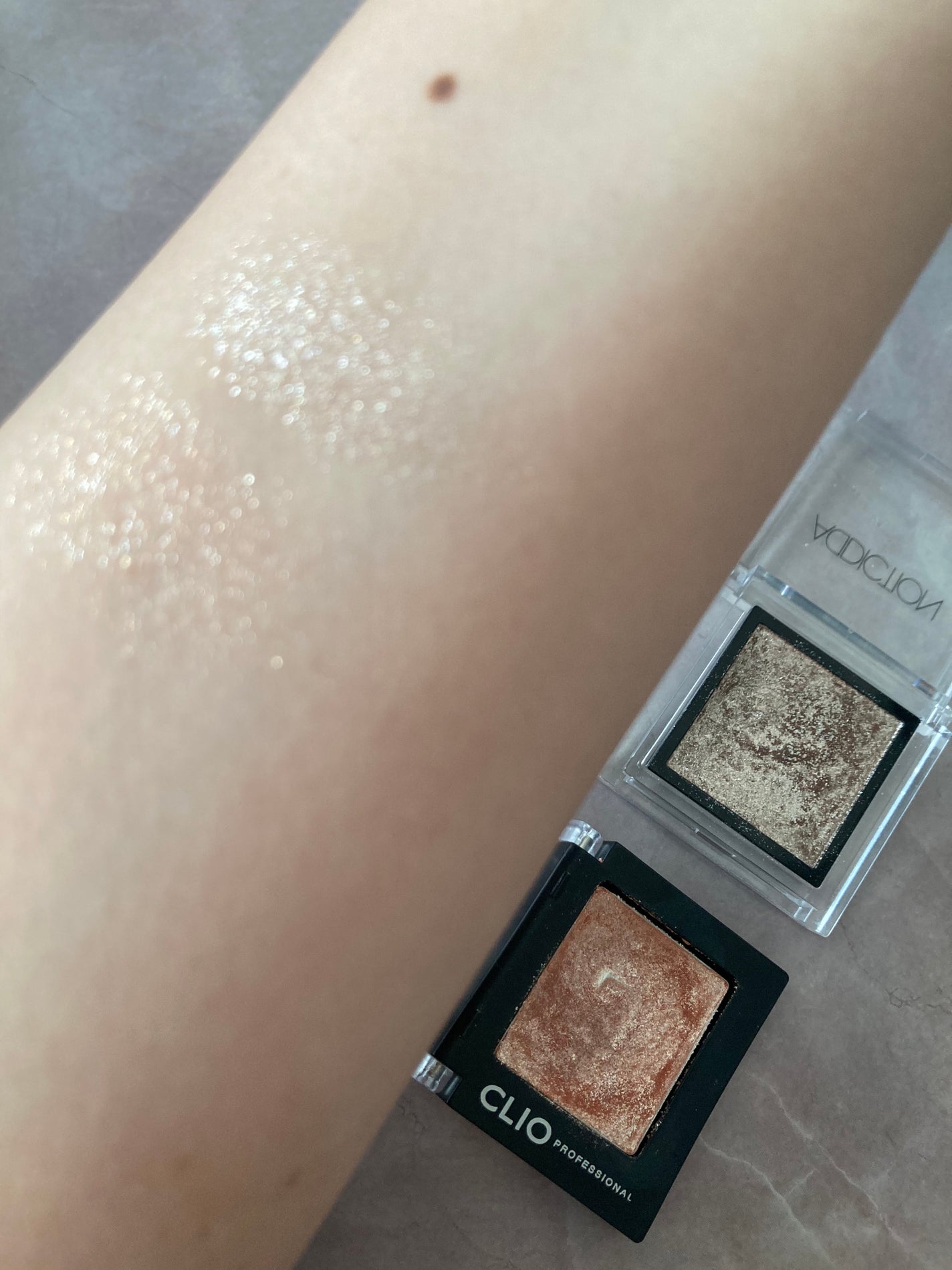 プロ シングル シャドウ/CLIO/単色アイシャドウを使ったクチコミ(4枚目)