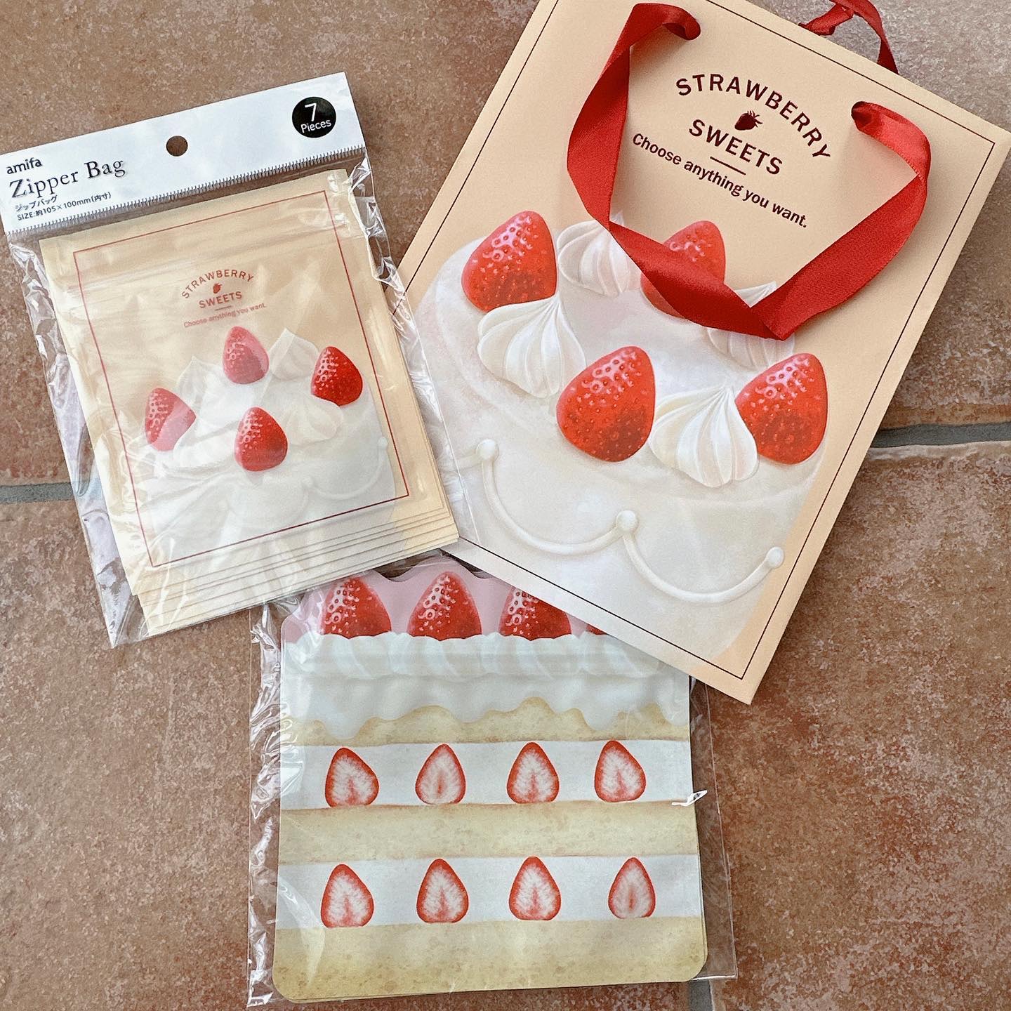 ダイカットジップバッグ/キャンドゥ/化粧ポーチを使ったクチコミ（3枚目）