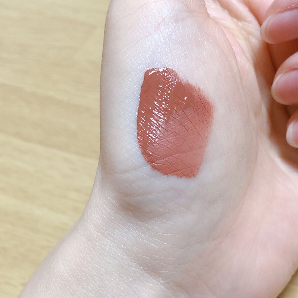 M·A·C ロックド キス インク リップカラー/M・A・C/口紅を使ったクチコミ(2枚目)