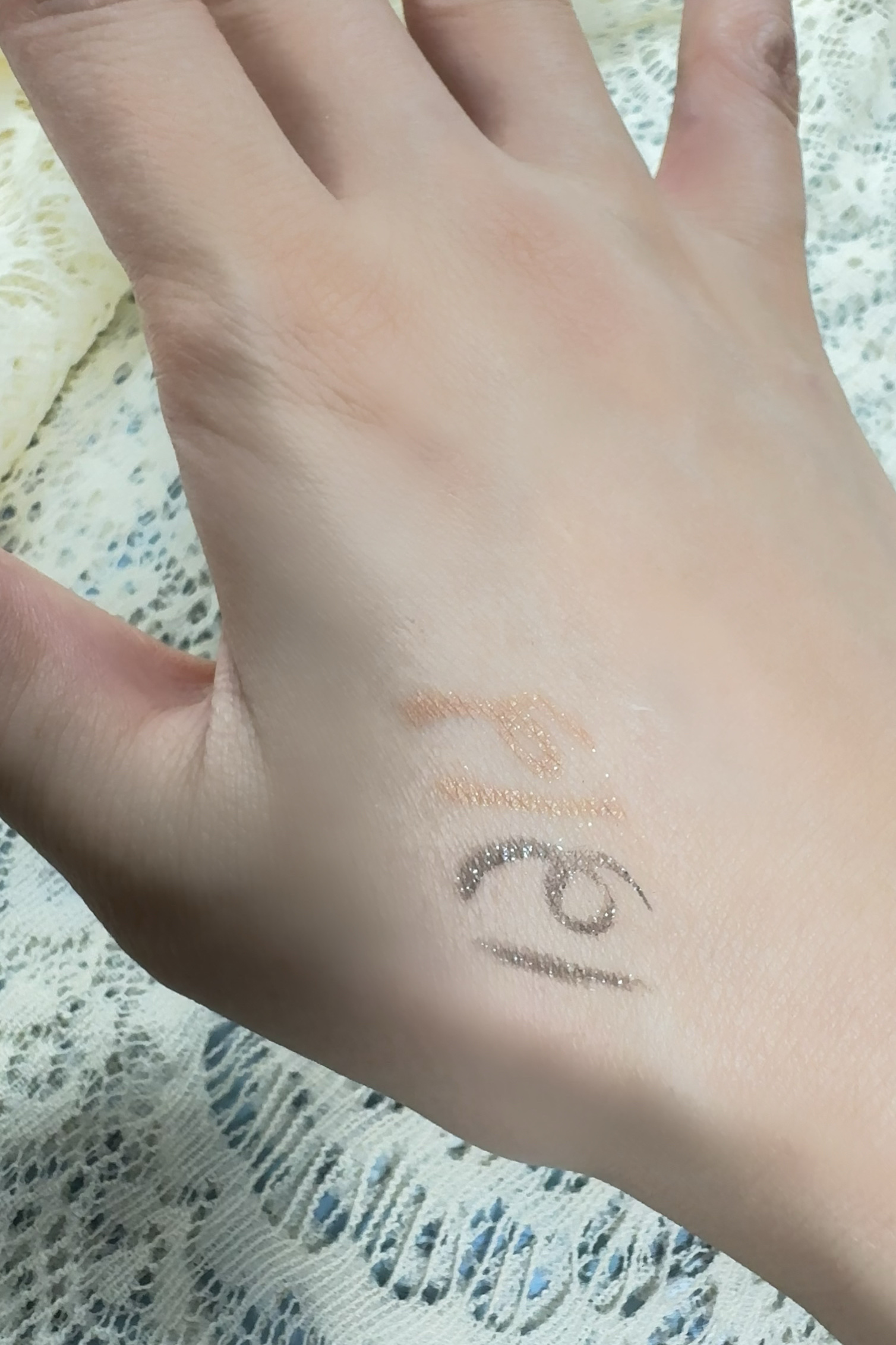 デイジードール クリーミーライナー/DAISY DOLL by MARY QUANT/ペンシルアイライナーを使ったクチコミ（3枚目）