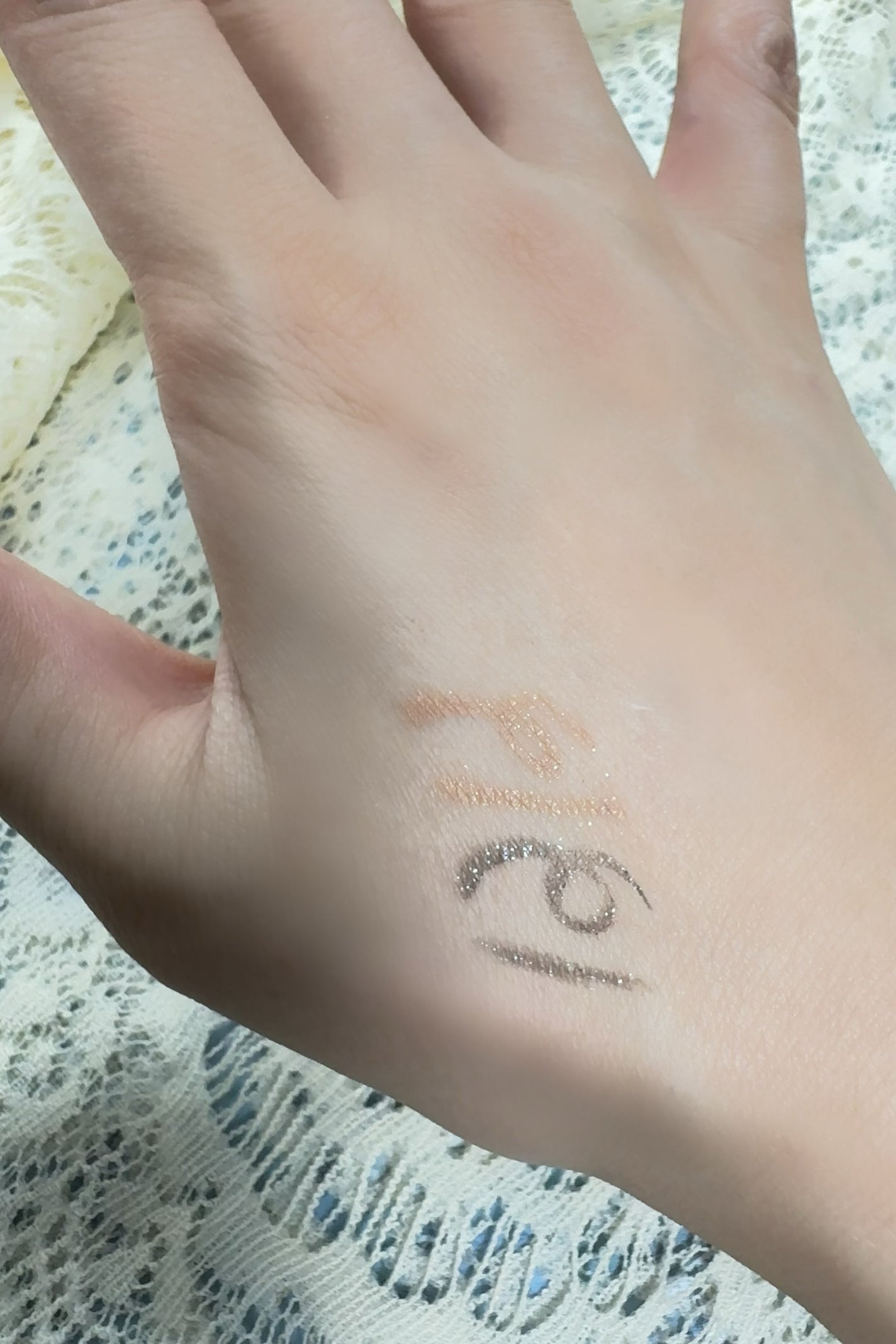 デイジードール クリーミーライナー/DAISY DOLL by MARY QUANT/ペンシルアイライナーを使ったクチコミ(3枚目)