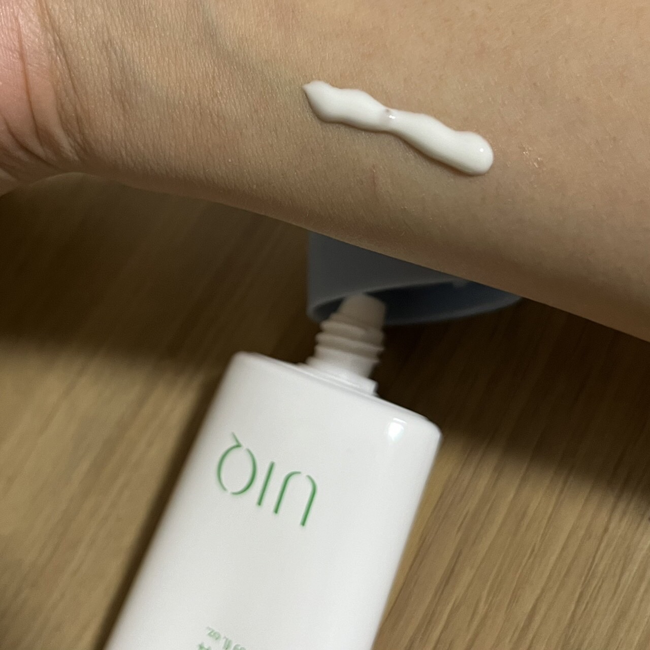 バイオームレメディ ウォータリーサンクリーム/UIQ/日焼け止めクリームを使ったクチコミ（2枚目）