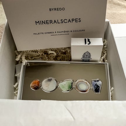 ミネラルスケープ アイシャドウ パレット/BYREDO/アイシャドウパレットを使ったクチコミ(3枚目)