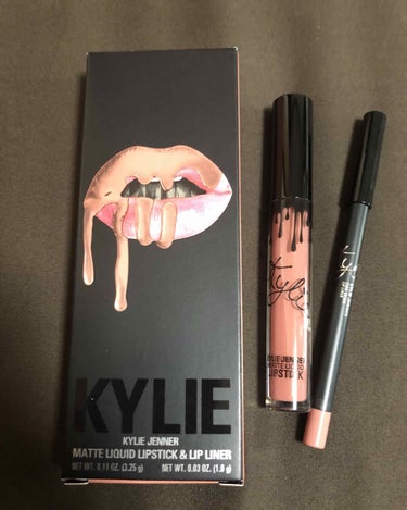 ベルベット リキッド リップスティック/Kylie Cosmetics/口紅を使ったクチコミ（2枚目）