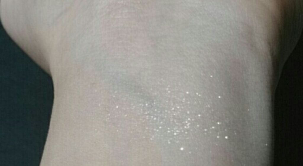 アイカラー/無印良品/単色アイシャドウを使ったクチコミ（2枚目）