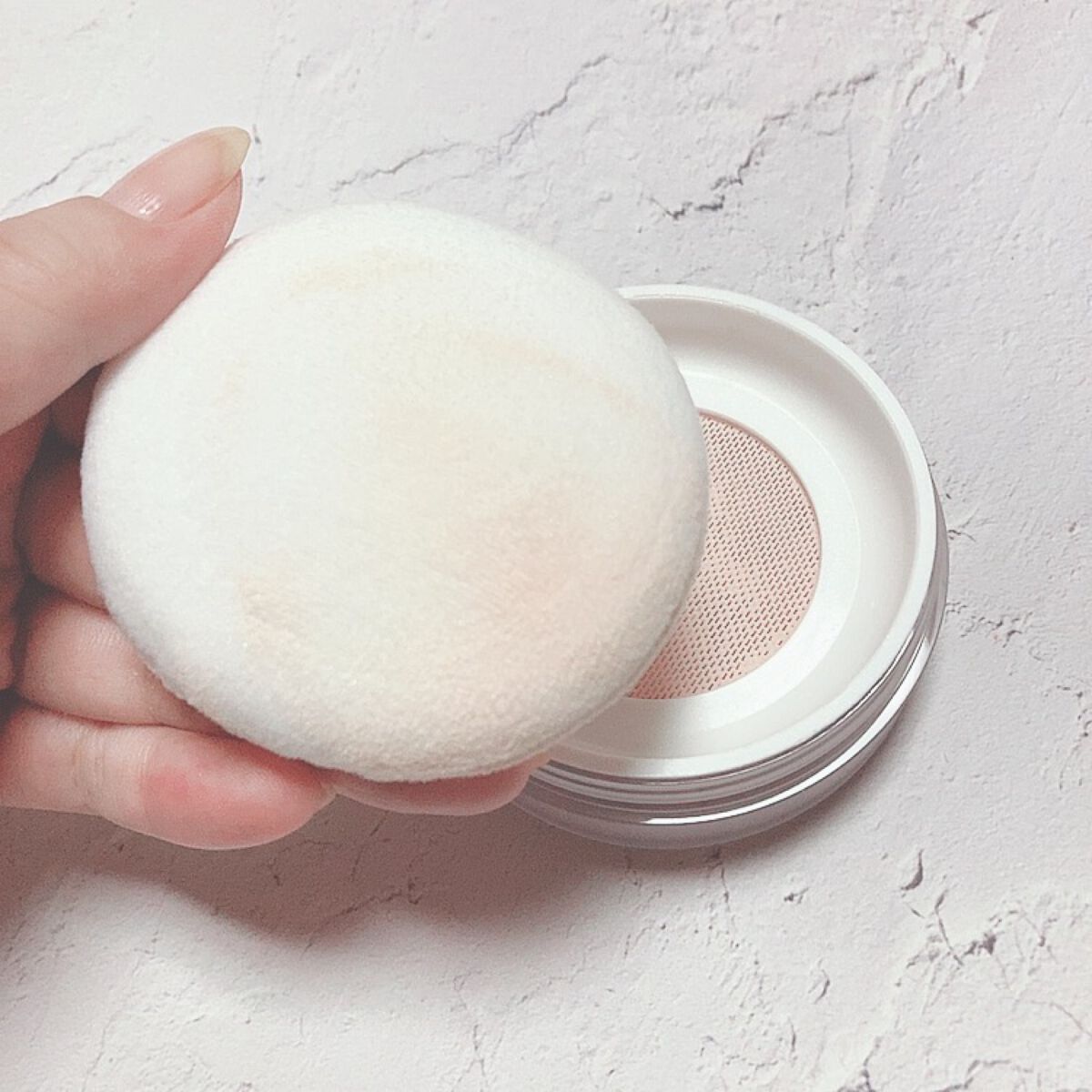 ベアパーフェクト グローイングトランスルーセントパウダー/SRICHAND/ルースパウダーを使ったクチコミ（3枚目）