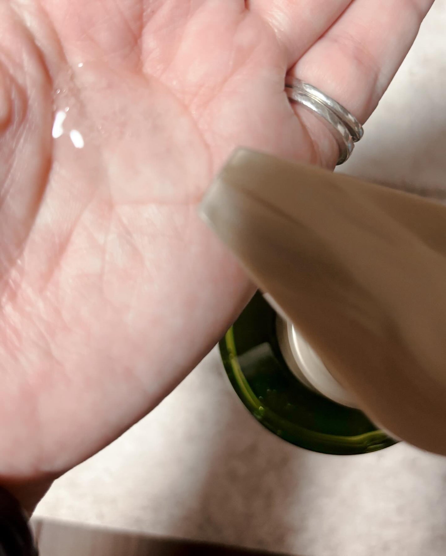 comaki on LIPS 「世田谷コスメの京都宇治茶葉のクリアクレンジングを使ってみました..」(2枚目)