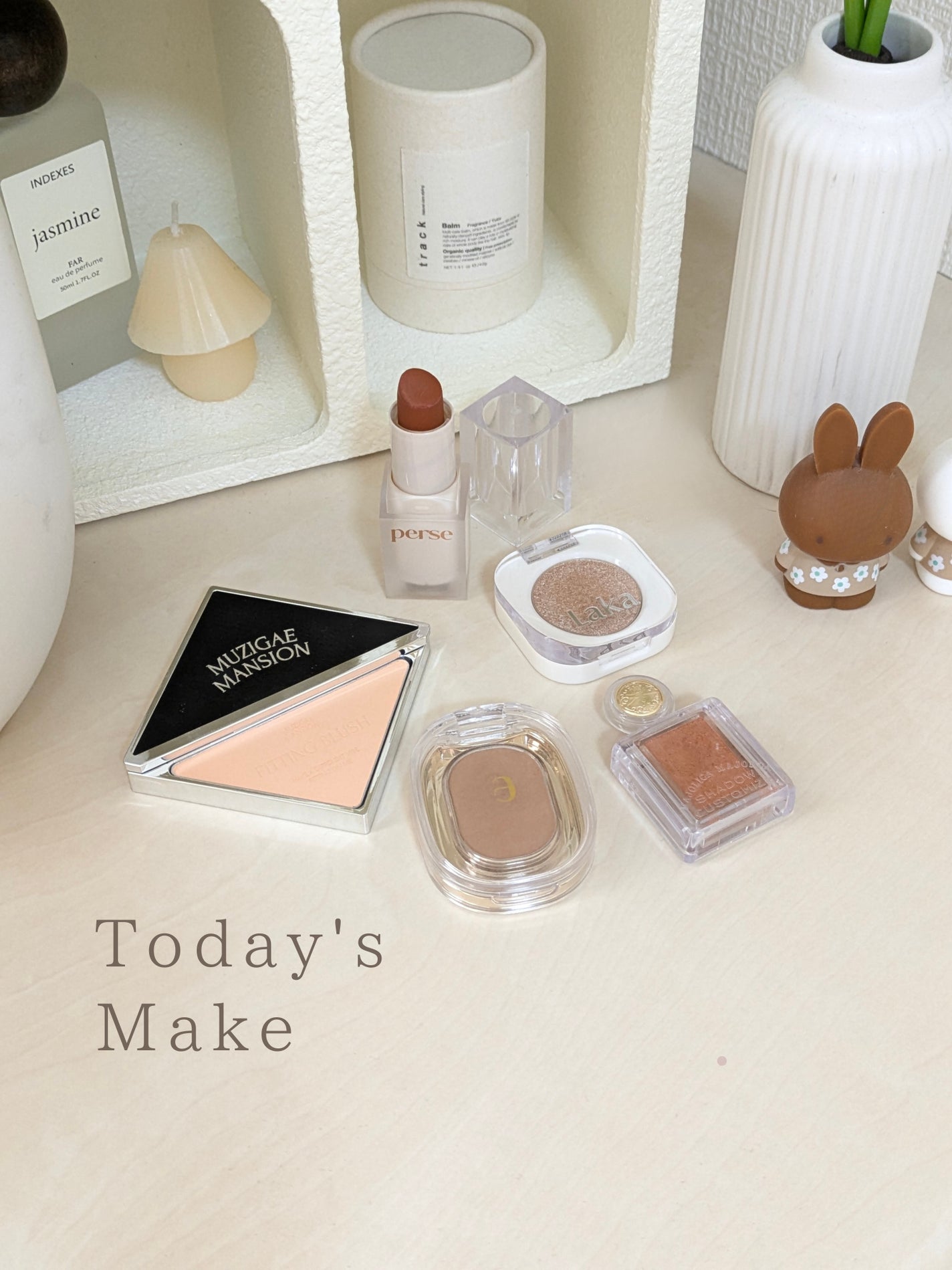 シャドーカスタマイズ/MAJOLICA MAJORCA/単色アイシャドウを使ったクチコミ(1枚目)