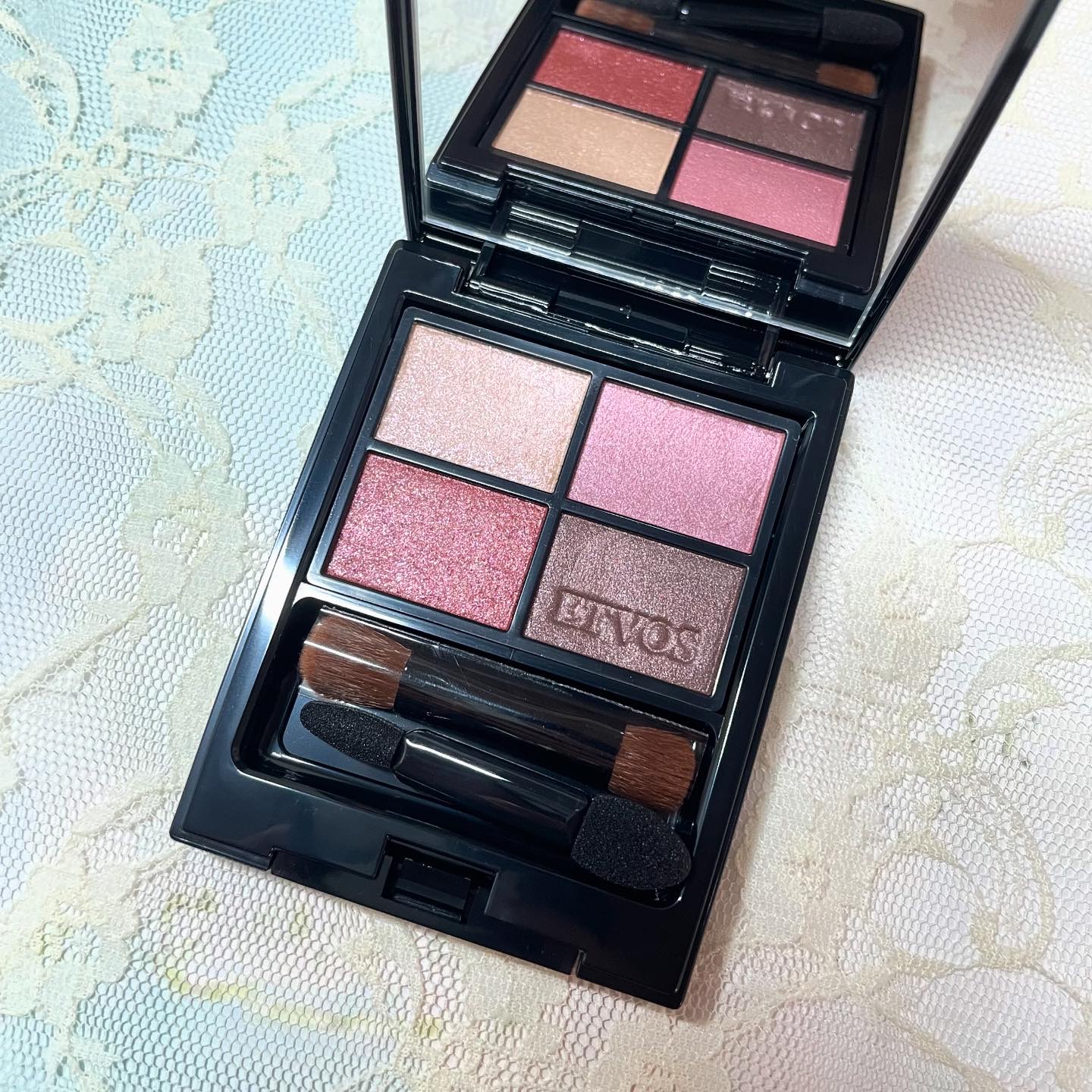 ミネラルクラッシィシャドー/エトヴォス/アイシャドウパレットを使ったクチコミ（1枚目）