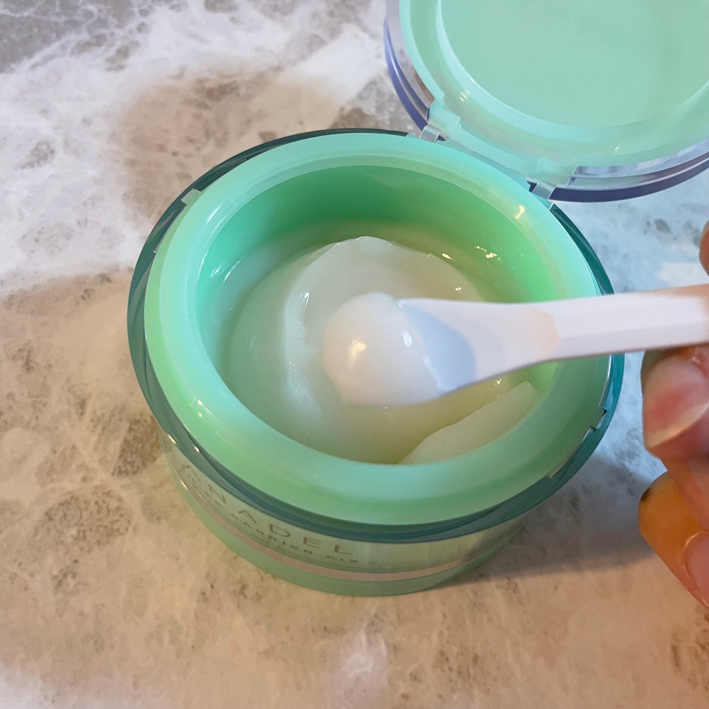 プレミアバリアフィックス /CANADEL/オールインワン化粧品を使ったクチコミ(2枚目)